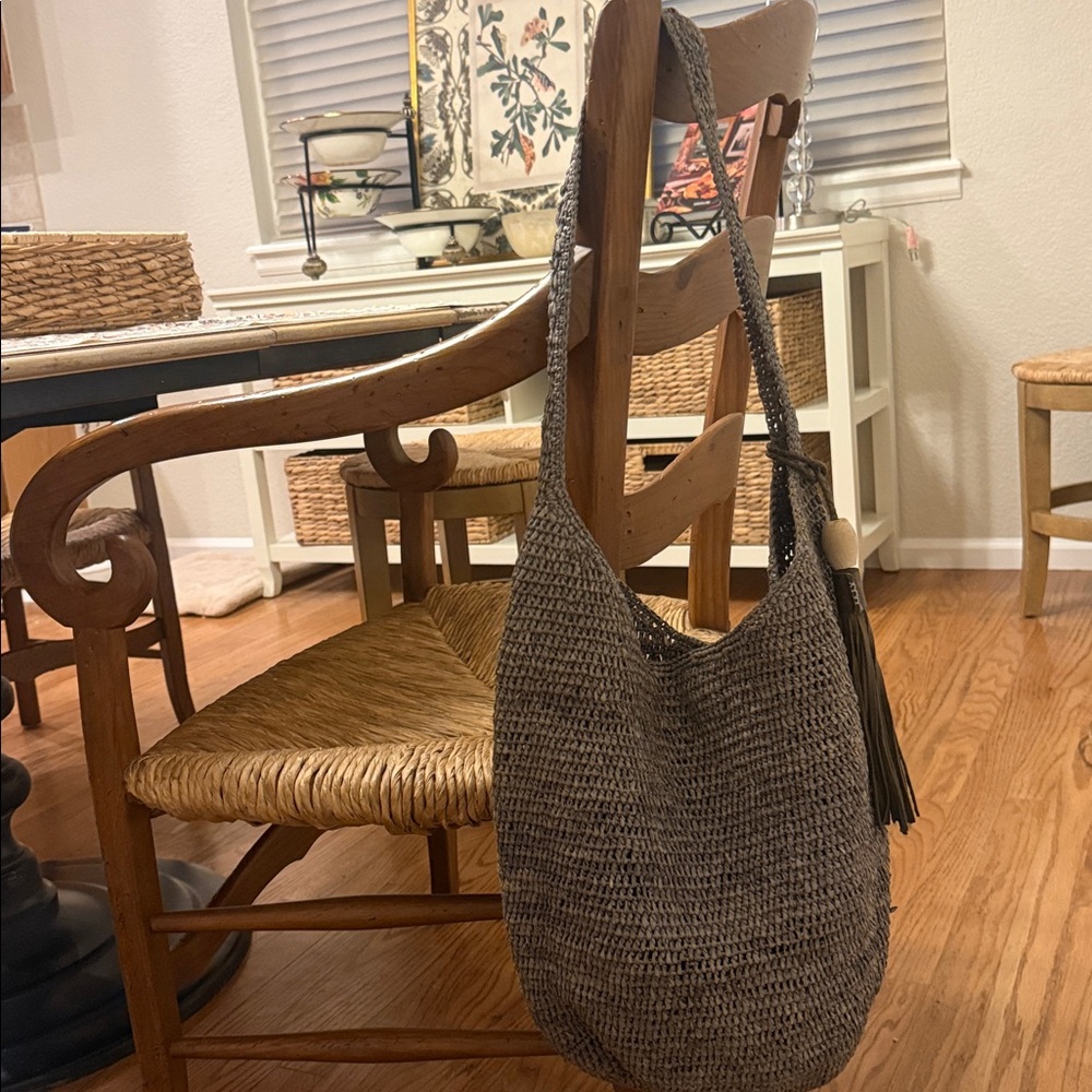 Mar y Sol woven bag in “dove” - Picture 5 of 10